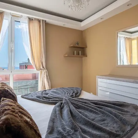 America By Madeira شقة *