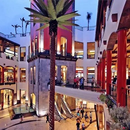 America By Madeira * Funchal (Madeira)