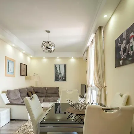 America By Madeira * Funchal (Madeira)