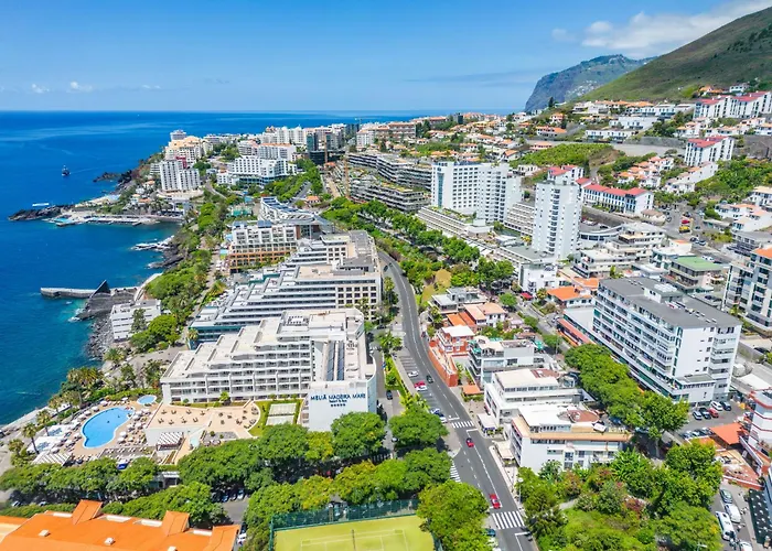 America By Madeira * Funchal (Madeira)